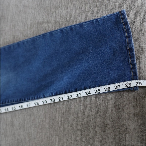 Bleu Stretch Denim Jeans Women 12P Mid Rise Straight Leg Blue Cotton Classic - Picture 6 of 9